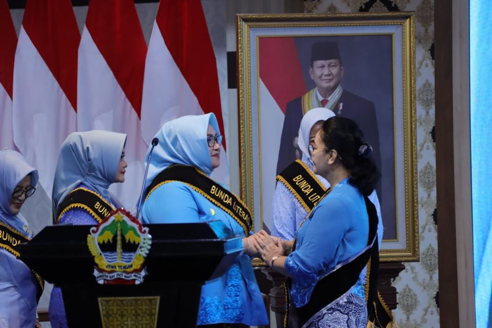 Ibu Sri Rahayuningsih Setyo Sukarno Dikukuhkan sebagai Bunda Literasi Kabupaten Wonogiri