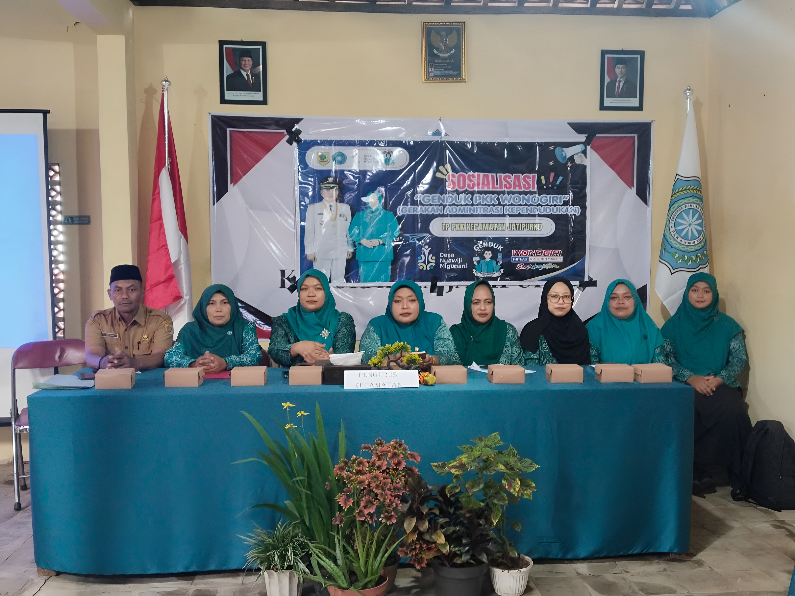 Penguatan Literasi Administrasi Kependudukan Melalui GENDUK PKK di Kecamatan Jatipurno “SOSIALISASI GERAKAN GENDUK PKK TP PKK KEC JATIPURNO DI KELURAHAN JATIPURNO