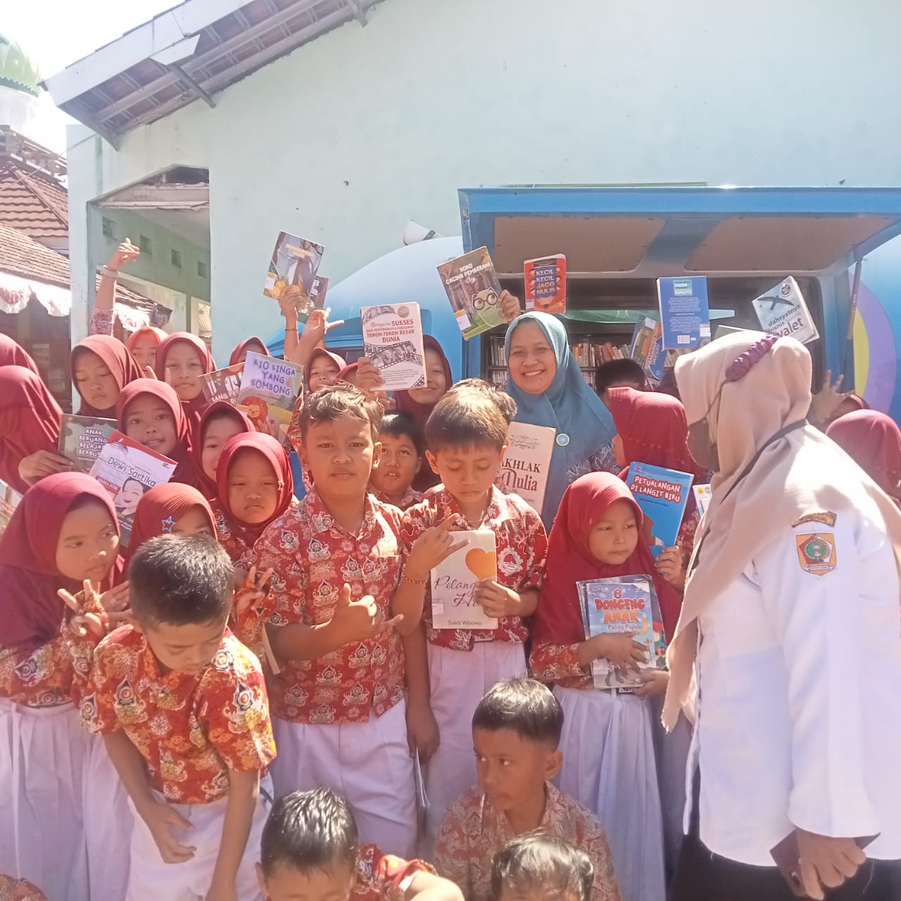 Pembukaan TMMD Sengkuyung III TA 2026 di Desa Brenggolo Kecamatan Jatiroto Terintegrasi dengan Berbagai Program Pelayanan Masyarakat
