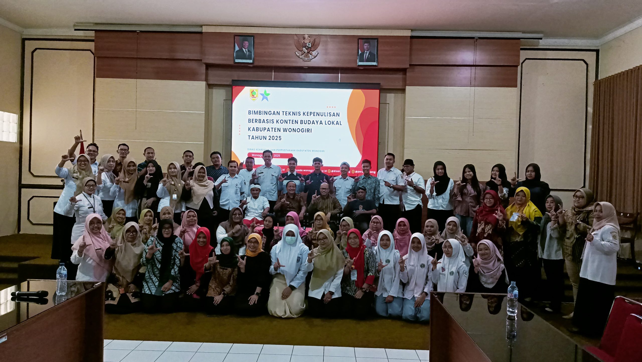 Pelatihan Penulisan Kreatif Berbasis Budaya Lokal di Kecamatan Baturetno