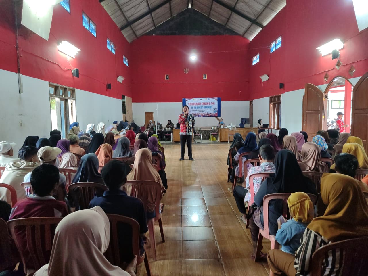 Penguatan Literasi Administrasi Kependudukan Melalui GENDUK PKK di Kecamatan Purwantoro “SOSIALISASI GERAKAN GENDUK PKK TP PKK DESA BANGSRI KEC PURWANTORO”