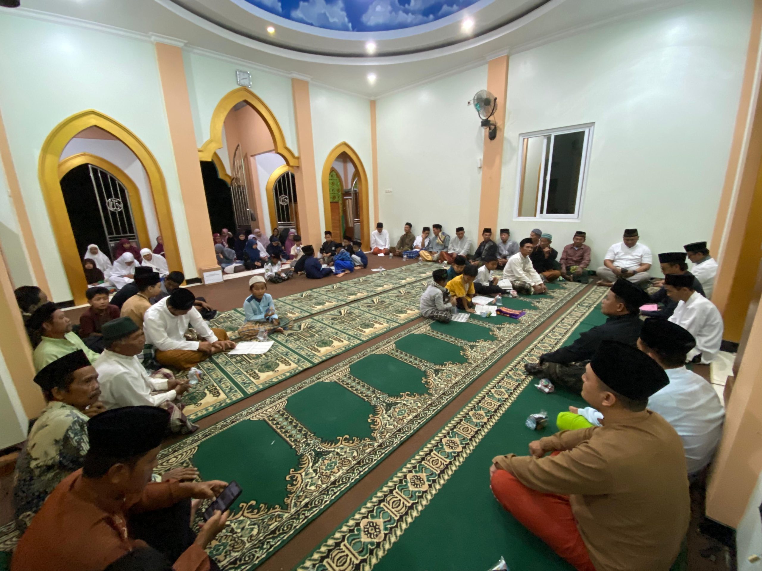 Literasi Keagamaan melalui Kegiatan Tarawih Keliling Kecamatan Slogohimo